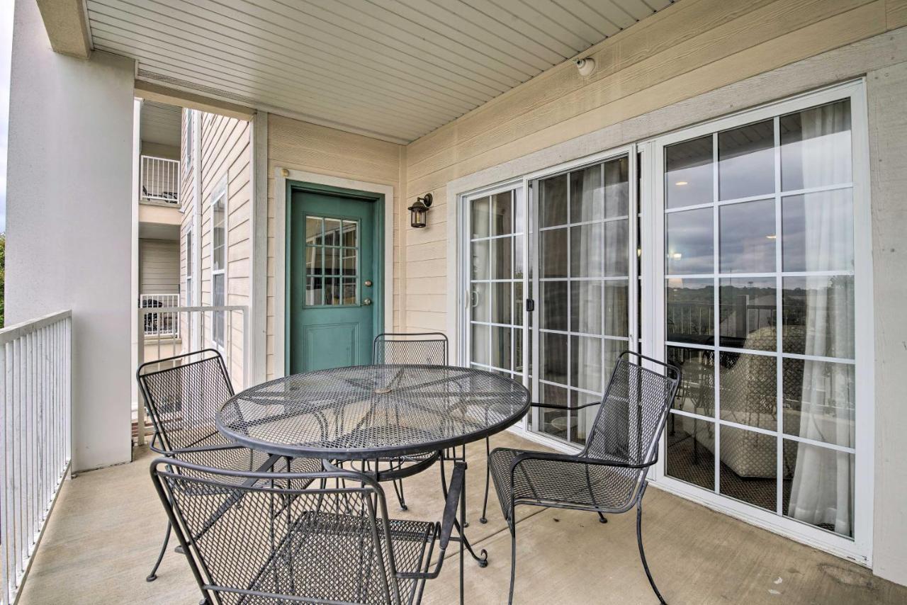 Inviting Branson Condo With Outdoor Dining Area Kültér fotó